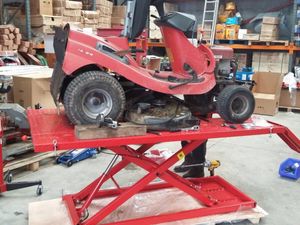 Lawnmowers Strimmer  and  Quad bike Lift - Image 3