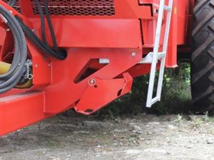 Teagle Titan Rear Discharge Muck Spreader - Image 4