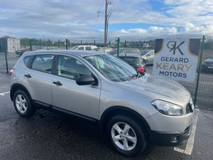Nissan Qashqai Estate/Jeep, Diesel, 2012, Silver