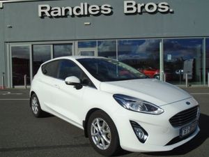 Ford Fiesta Hatchback, Petrol, 2018, White