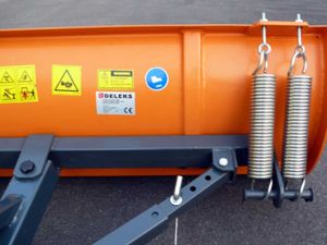 LNS 130-C Rear Snow Plough For 14-30HP Compact Tr - Image 3