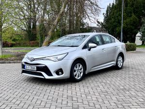Toyota Avensis Saloon, Diesel, 2016, Silver