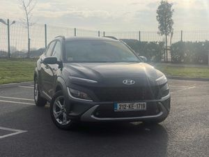 Hyundai Kona MPV, Petrol, 2021, Black