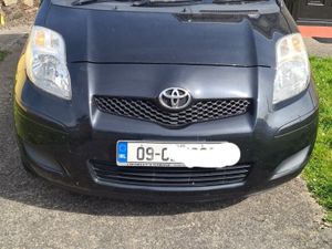 Toyota Yaris Hatchback, Petrol, 2009, Black