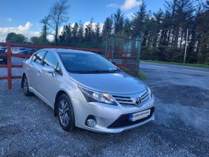 Toyota Avensis Saloon, Diesel, 2015, Silver