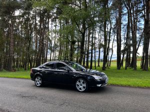 Ford Mondeo Saloon, Petrol, 2006, Black