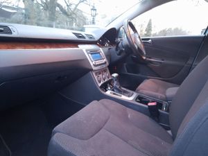 Volkswagen Passat Saloon, Diesel, 2007, Blue