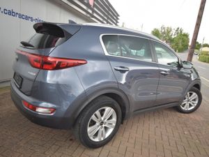 Kia Sportage 1.7 Crdi - Low Miles High Spec - Image 2