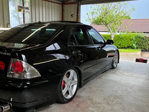 Lexus IS Saloon, Petrol, 2001, Black