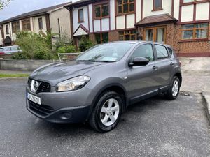 Nissan Qashqai Hatchback, Diesel, 2012, Grey