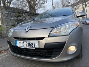 Renault Megane Estate, Diesel, 2011, Gold