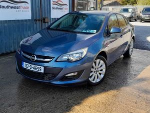 Opel Astra Saloon, Petrol, 2013, Blue