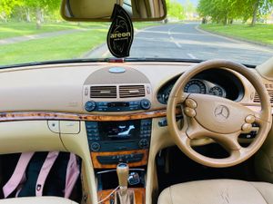 Mercedes-Benz E-Class Saloon, Petrol, 2008, Black