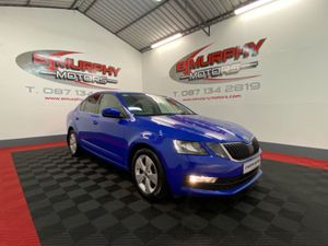 Skoda Octavia Hatchback, Diesel, 2019, Blue