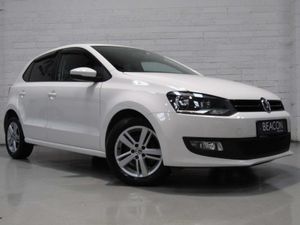 Volkswagen Polo Hatchback, Petrol, 2014, White