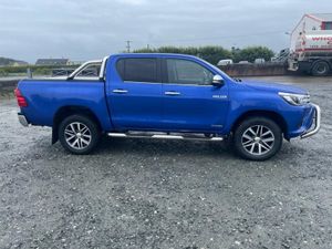 Toyota Hilux Crew Cab, Diesel, 2017, Blue