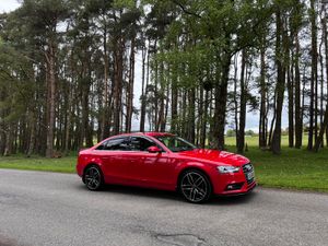 Audi A4 Saloon, Diesel, 2013, Red