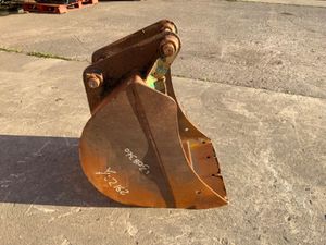 ***  24" DIGGING BUCKET.........45mm PINS ....4991 - Image 3