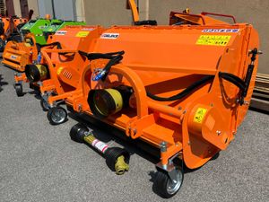 Mulcher with collector 1.6 m for tractor - Image 4