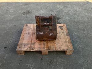 ** 12" MINI DIGGER BUCKET......25mm PINS.... 4533 - Image 2
