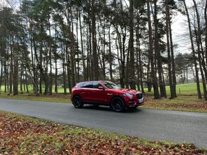 Jaguar F-Pace SUV, Diesel, 2017, Red