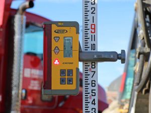 Trimble Magnetic Machine Receiver - Image 4