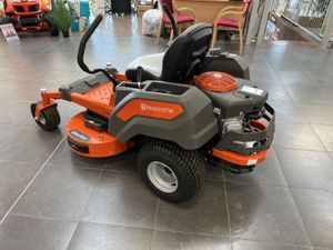 Husqvarna Z242 Zero Turn - Image 3