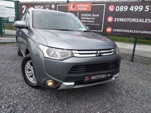 🔵 Mitsubishi Outlander 2015 4WD 6MT N1 COMMERCIAL - Image 4