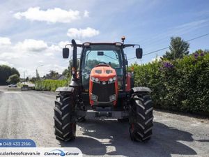 Kubota M6121 - Image 4