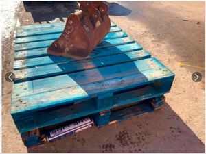 18" MINI DIGGER BUCKET.......30mm PINS....443/18 - Image 3