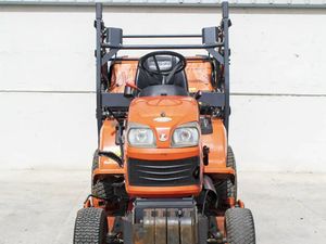 Used 2016 Kubota G23 HD Lawnmower - Image 3