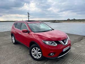 Nissan X-Trail SUV, Diesel, 2017, Red