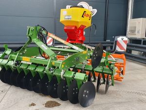 New amazone Catros with APV Seeder - Image 2