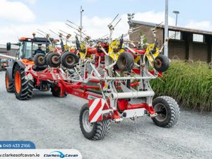Pottinger Ten Rotor Tedder - Image 3