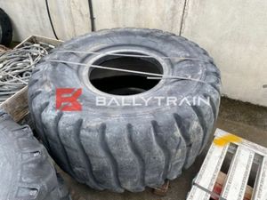 Dunlop 30 x 25 Earthmover Tyre - Image 4