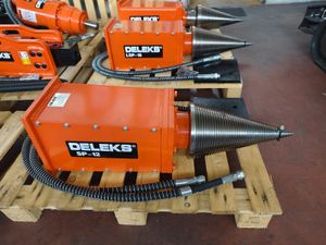 Screw log splitter for mini 2-4 Ton excavators - Image 2