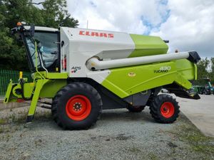 Claas 430 Tucano 2013 - Image 3