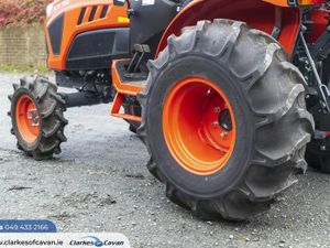 Kubota LX-351 Compact Tractor - Image 4