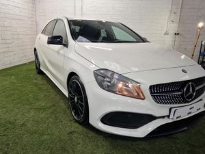 MERCEDES BENZ A200 1.6 AMG LINE - Image 2