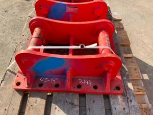 MILLER HAMMER CRADLE...65mm PINS....3144. - Image 4