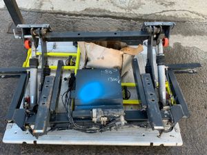 DHOLLANDIA CANTILEVER TAIL LIFT.........5699. - Image 2