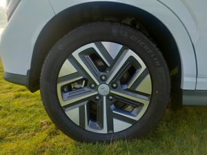 KONA EV FREE CHARGER OR €1000 VOUCHER - Image 3