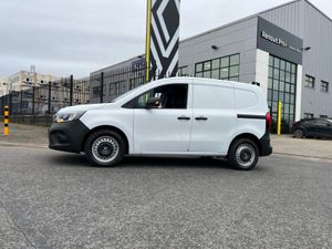 Renault Kangoo E-tech Electric MWB Panel Van - Image 2