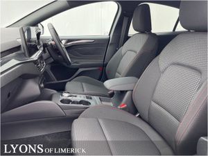 Ford Focus  automatic st-line -5 Door 1.5l Ecoblu - Image 3