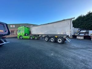 SCHMITZ 9.6 TIPPER WITH WEIGHER - Image 2