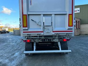 Schmitz 9.6 Tipper with weigher. - Image 3