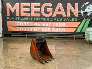 24" DIGGING BUCKET.......45mm PINS.....23mh. - Image 2