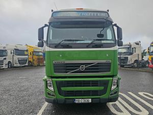 2010 VOLVO FH460 TRACTOR UNIT - Image 2