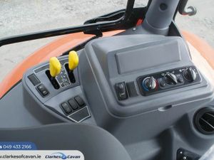 Demo Kubota M7153 Tractor - Image 4