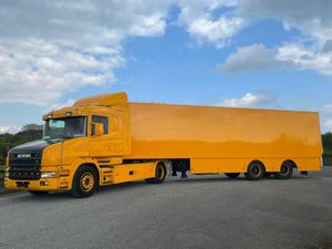 2002 Scania T114, 340HP T/U w/Trailer.Ref No: 2417 - Image 2